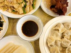 -鹤乡东北菜(崮山路店)