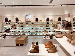 -hotwind热风(世纪东方广场店)