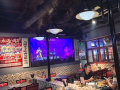-马路牙子烧烤音乐酒馆(望京店)
