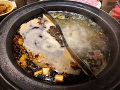 菌汤鸳鸯锅-唇辣号重庆老火锅(亦庄店)