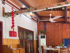 -芦茨金富饭庄·25年老字号·专做稻草鸡