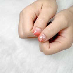 -七彩虹美甲美睫 半永久