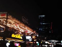 -席娜卡琳火车铁道夜市