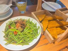 -菌自由丨野生菌火锅特色庭院餐厅(丽江古城店)