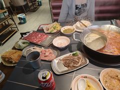 -由衷贵州酸汤牛肉火锅(新桥店)