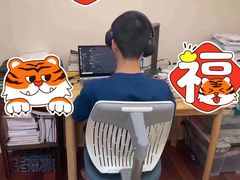 -康朴乐儿童学习桌椅(蓝色港湾店)