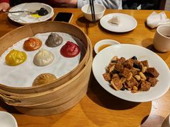 -乐忻皇朝(上海中心大厦店)