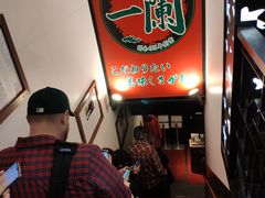 -一兰拉面(新宿中央东口店)