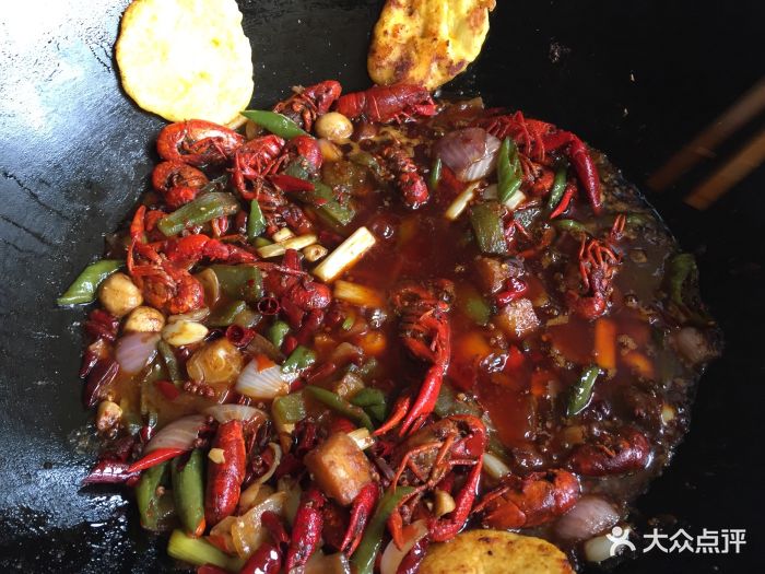 梅花寨柴火鸡图片