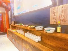餐具摆设-蚝火爆·烧烤餐厅