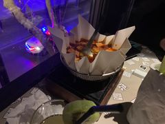 -穹六人间 people 6(岳阳路店)
