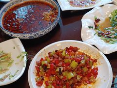 -喜乐餐厅•灯笼虾球首创者•本地小海鲜(二马路店)