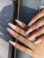 -UGIRL有个美甲