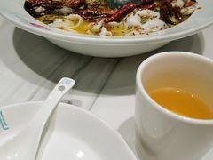 -姚姚酸菜鱼·金戈戈香港豉油鸡(喜荟城联名店)