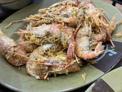 咸蛋黄炒虾-贞姨美食·老字号海鲜大排档