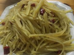-黑皮酸菜鱼(三山街店)