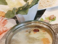 -名都晓荷塘主题火锅(海城街店)