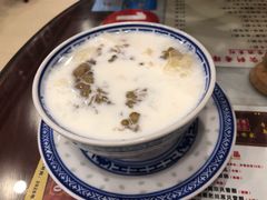 -广信牛奶甜品世家(台东店)