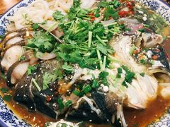 剁椒鱼头-岳季煎饺