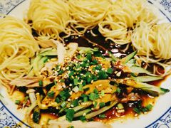 -临界音乐酒馆·小龙虾·江湖菜(华熙LIVE·鱼洞店)