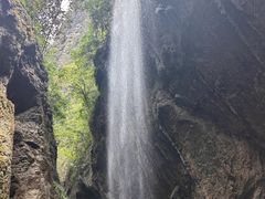 -龙水峡地缝景区