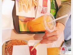 -麦当劳(伟城广场店)