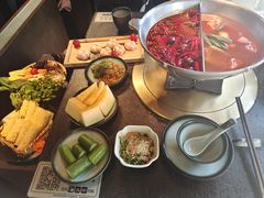 -湊湊火锅·茶憩(新中关购物中心店)