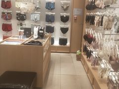 -CHARLES & KEITH(青岛万象城店)