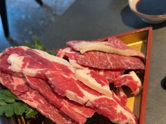 -铭牛烧肉·和牛海鲜自助(高新月牙湖店)