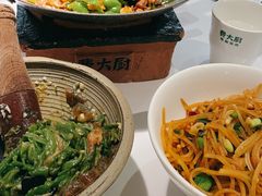 -费大厨辣椒炒肉(高铁吾悦广场店)