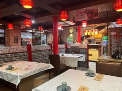 大堂-羊家胡同·龙虾烧烤火锅(龙汇路店)