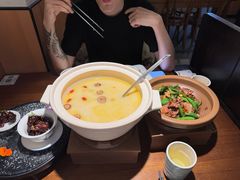 -乔街深夜食堂·小龙虾·高压锅生蚝(杭州总店)