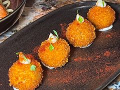 -BROWNSTONE布朗石西班牙餐厅(富城店)