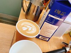 澳白-COFFEE HOLIC(朝外SOHO店)
