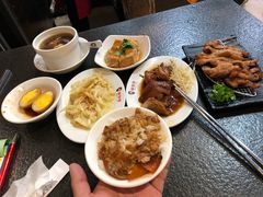 -胡须张鲁肉饭(美食文化馆店)