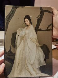 -盘子女人坊古装写真摄影(厦门总店)