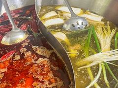 -重庆故事姊妹老火锅(财经学院店)