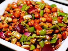 -清真磊磊烧烤老店(饮虎池街34号店)