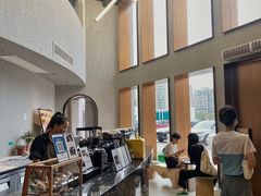 自助取餐区-HUG·拥抱咖啡(郑州宝龙广场店)