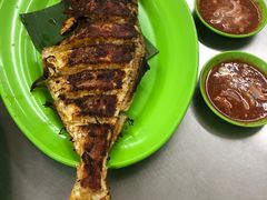 -明记烧鱼美味店