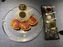 惠灵顿牛排-弦月窗LUNETTE BY AMANDA(复兴路店)