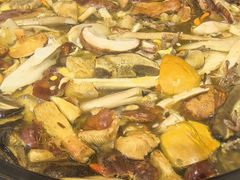 -野菌王•养生汤锅•野生菌火锅(大理漾濞路店)