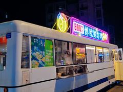 -南湖公园地摊集市