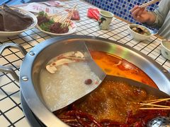 -山悦里 山野·鲜火锅(罗斯福广场店)