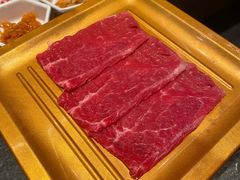 -牛YO寿喜烧·铁板烧和牛火锅自助(市府恒隆店)