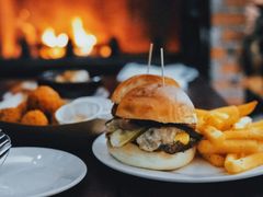 -瑞食酒馆 La Taverne Suisse