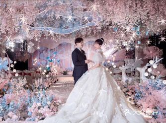 3米层高怎么做梦幻吊顶|粉蓝唯美风婚礼现场