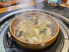 -阿山卓·野生菌火锅·纳西火塘烤肉