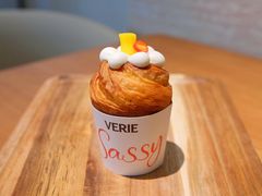-VERIE BAKEHOUSE