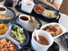 -上海宝宁宝马4S店